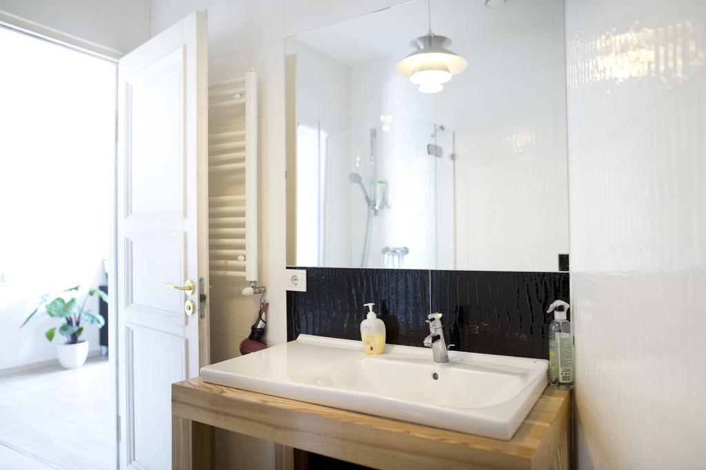Bright Apartment In Old Town By Urban Rent Vilnius Exterior foto